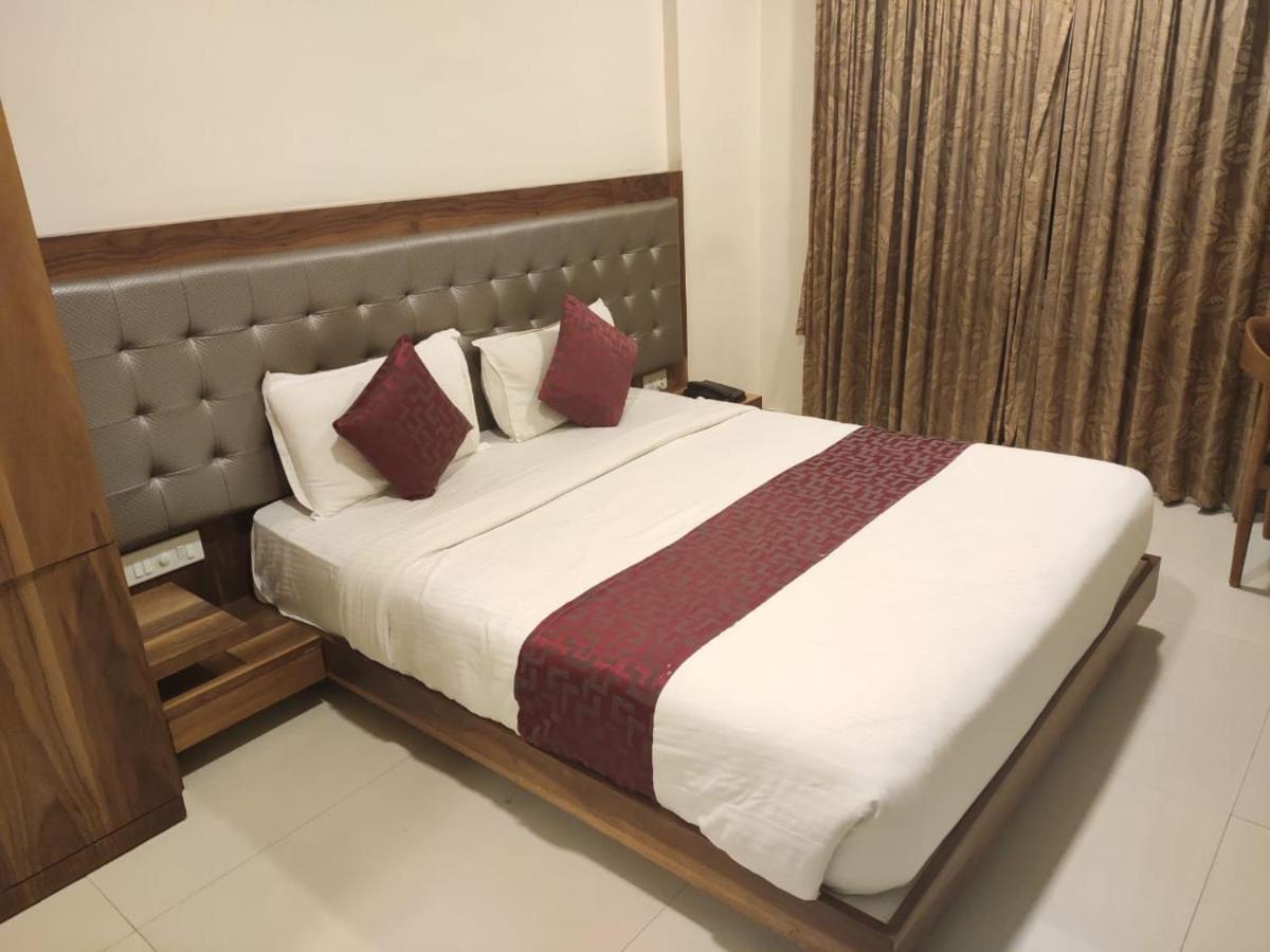 Hotel Powai Comfort Bombaj Zewnętrze zdjęcie